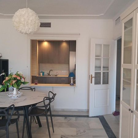 Fuengirola , Beach, Centre ,Balcony With Seaview, For 4 Persons Kültér fotó
